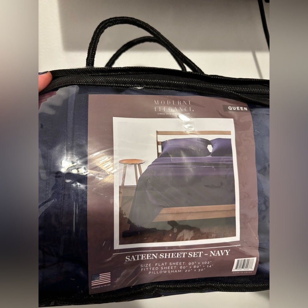 Moderne Elegance Sateen Navy Blue Queen Sheet Set NWT